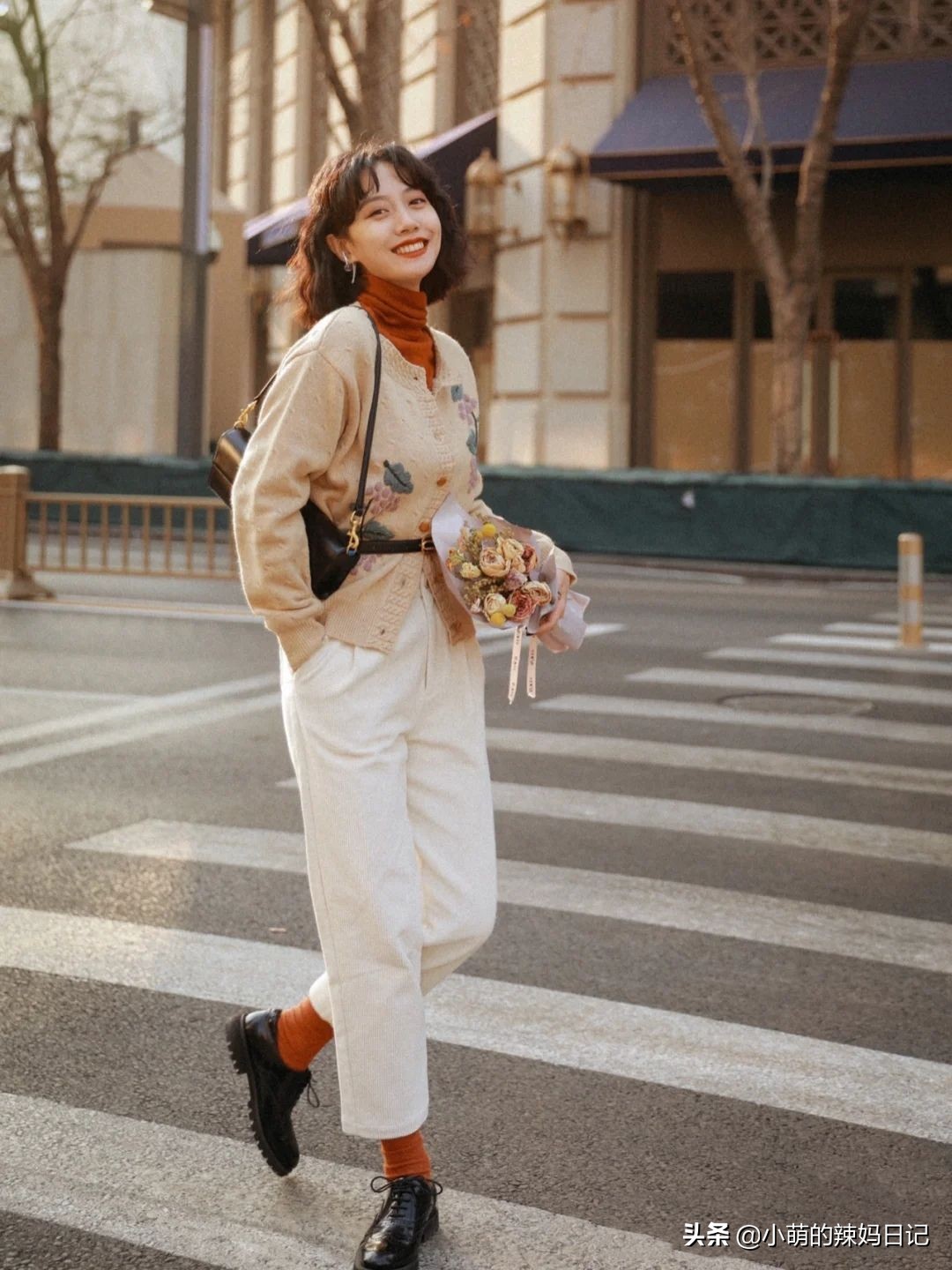 今年流行的露袜穿搭你知道吗,今年流行什么袜子裤脚好看