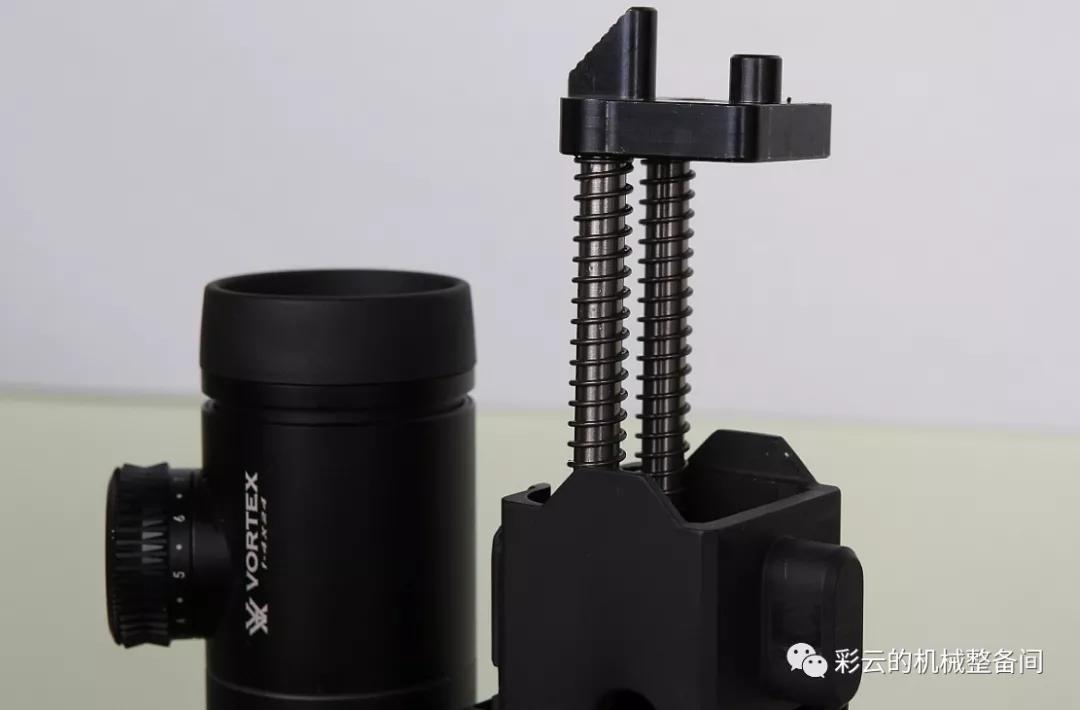 加拿大最严控枪令,加拿大奇葩禁枪令