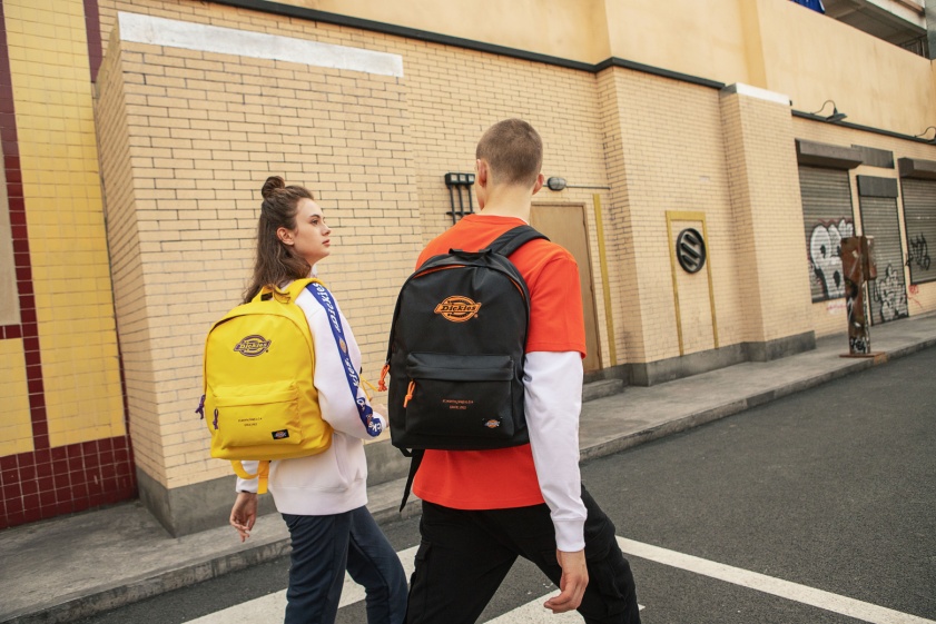 京东为你点亮箱包时尚新look，不再苦等11.11