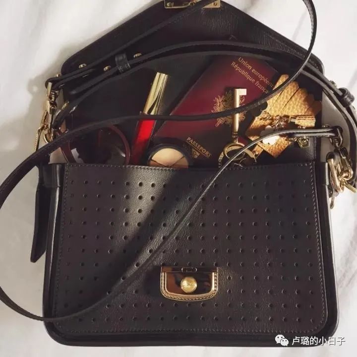 最有权势的德国总理天天背的千元包,这个法国的品牌到底多好用