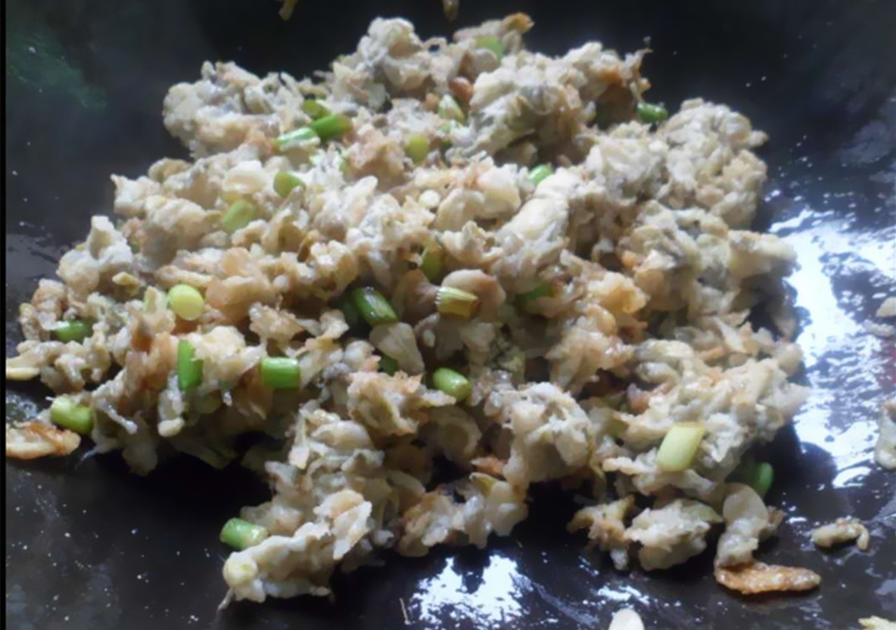 五月槐花香有什么吃法,冷冻洋槐花怎么吃最好吃呢