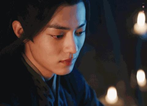 肖战怎么成为人气男神,肖战撩人的最高境界