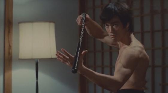 周星驰电影致敬李小龙,周星驰致敬李小龙视频完整版