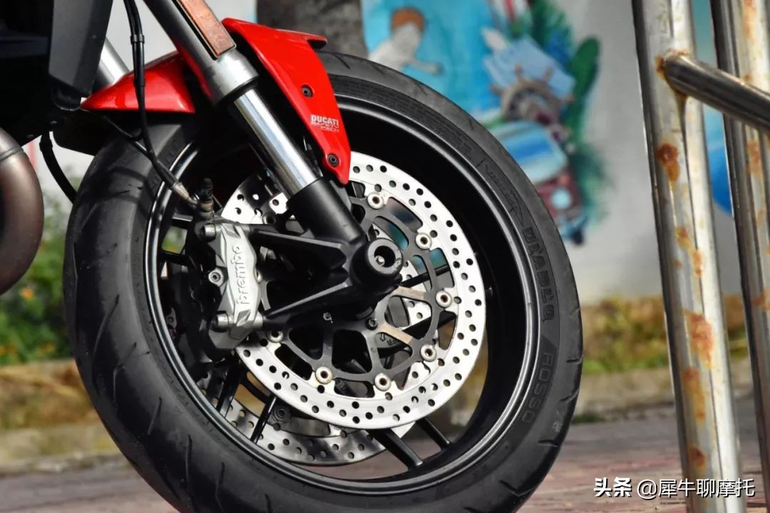 骑杜卡迪821属于什么档次,杜卡迪骇道821摩旅累吗
