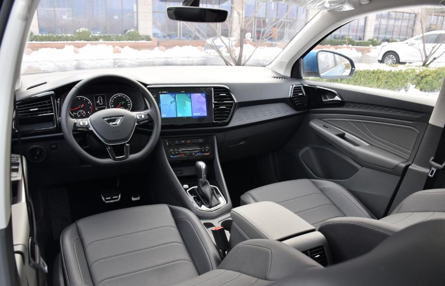 买捷达vs7送什么,买捷达vs7外观好看吗