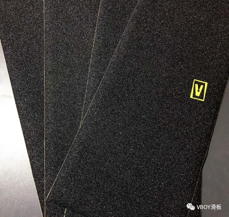 滑板进口砂纸和国产砂纸区别,滑板砂纸淋透了需要更换砂纸吗