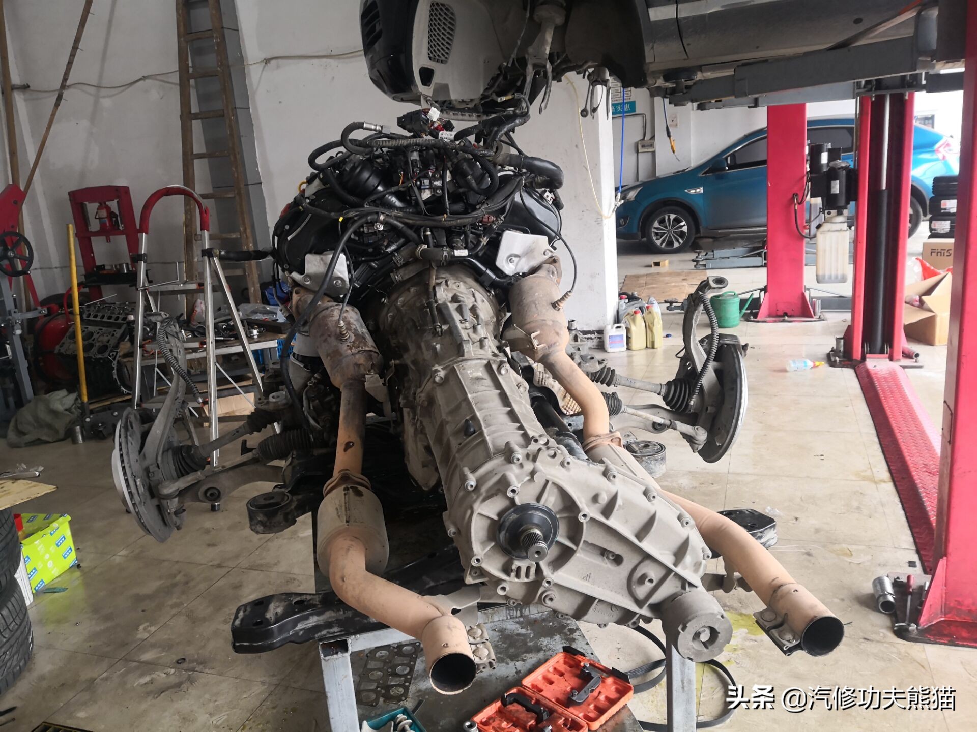 大众途锐急加速发动机故障灯点亮,大众新款途锐车子烧机油