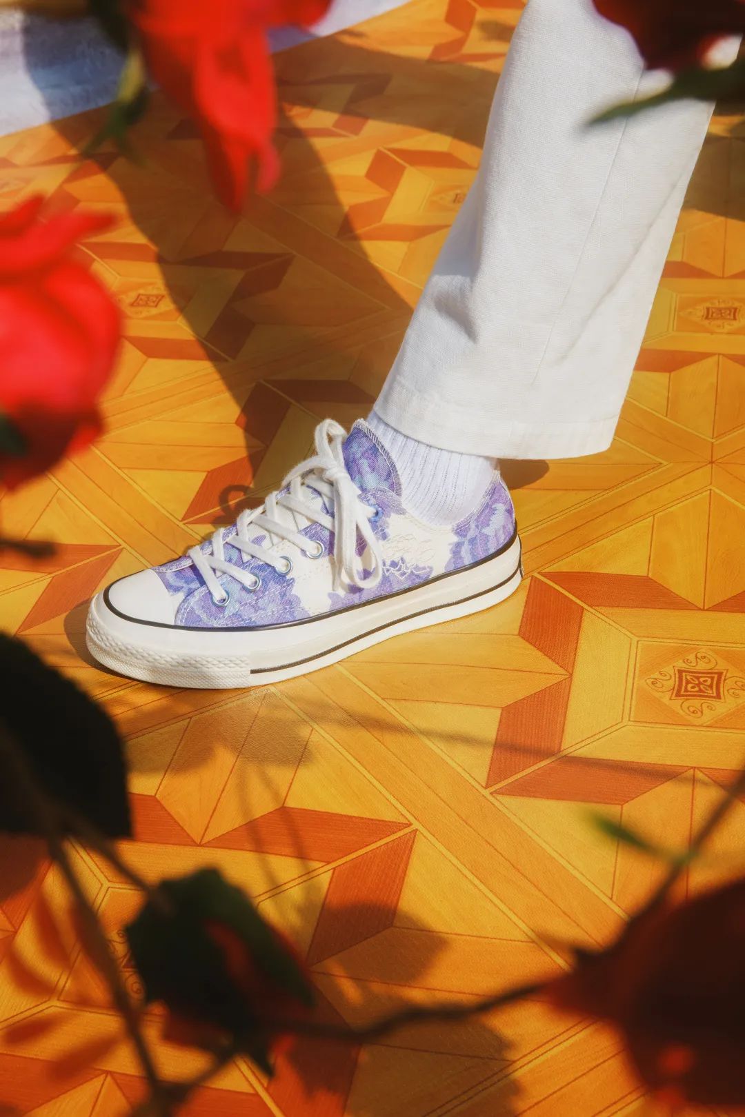 今年最流行的运动鞋款,今年女士秋冬流行什么运动鞋