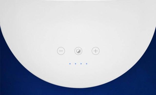 化完妆屋里看着跟外边看着不一样,在屋里化完妆一到外面就起皮卡粉