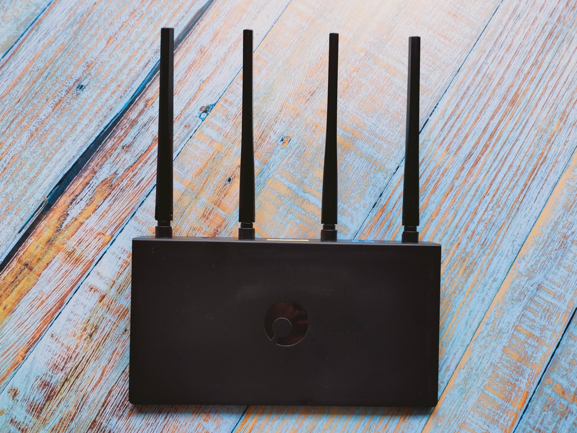 蒲公英x3可以当路由器使用吗,用蒲公英怎么远程组建局域网