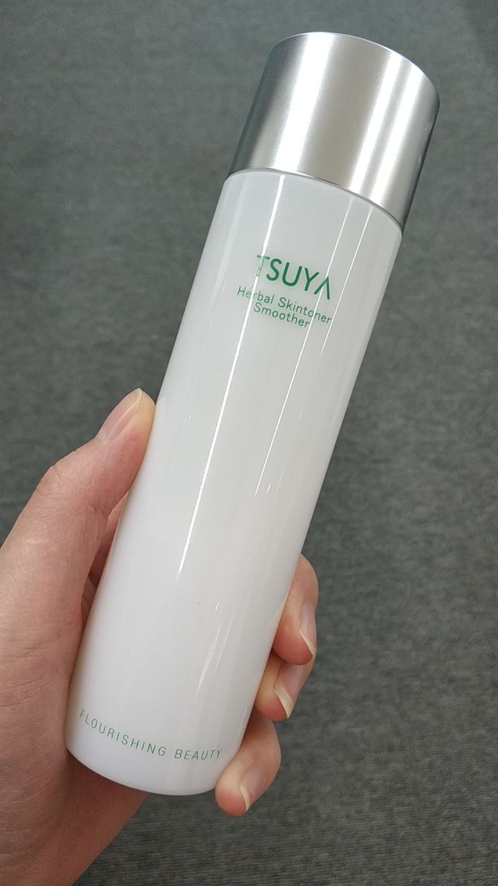 鼻子黑头去除后怎么收缩毛孔,鼻头黑头收缩毛孔用什么