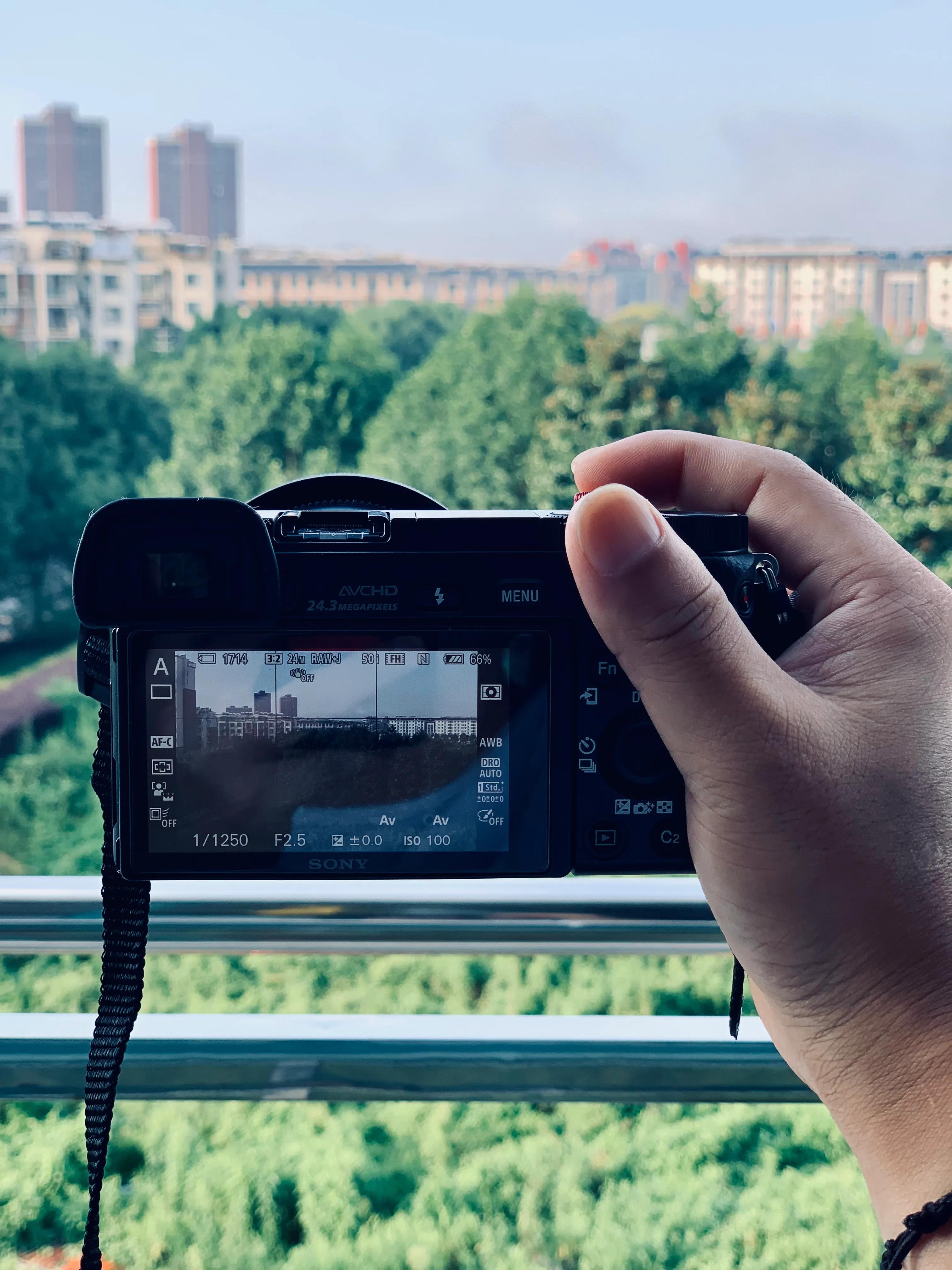 索尼a6000入门教程视频,索尼a6000的各个参数介绍