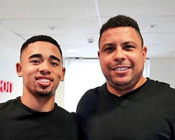 足坛又一超新星陨落！9次罚点丢掉5粒，曾被誉为罗纳尔多接班人