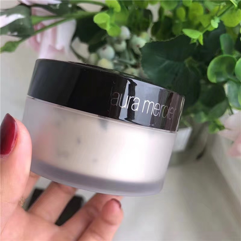 无限回购神仙散粉,无限回购的定妆粉粉质非常细腻