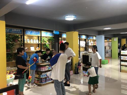 跟人家合作母婴店有前景吗,小儿推拿和母婴店合作前景