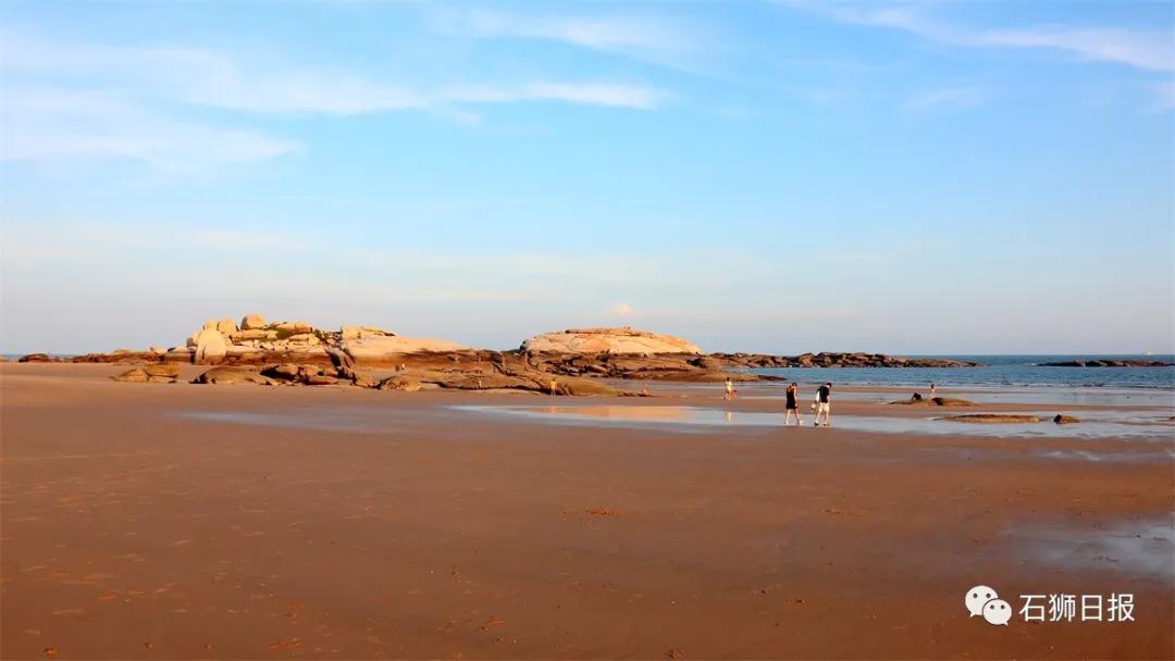 一片美丽的沙滩,石狮最美海滩