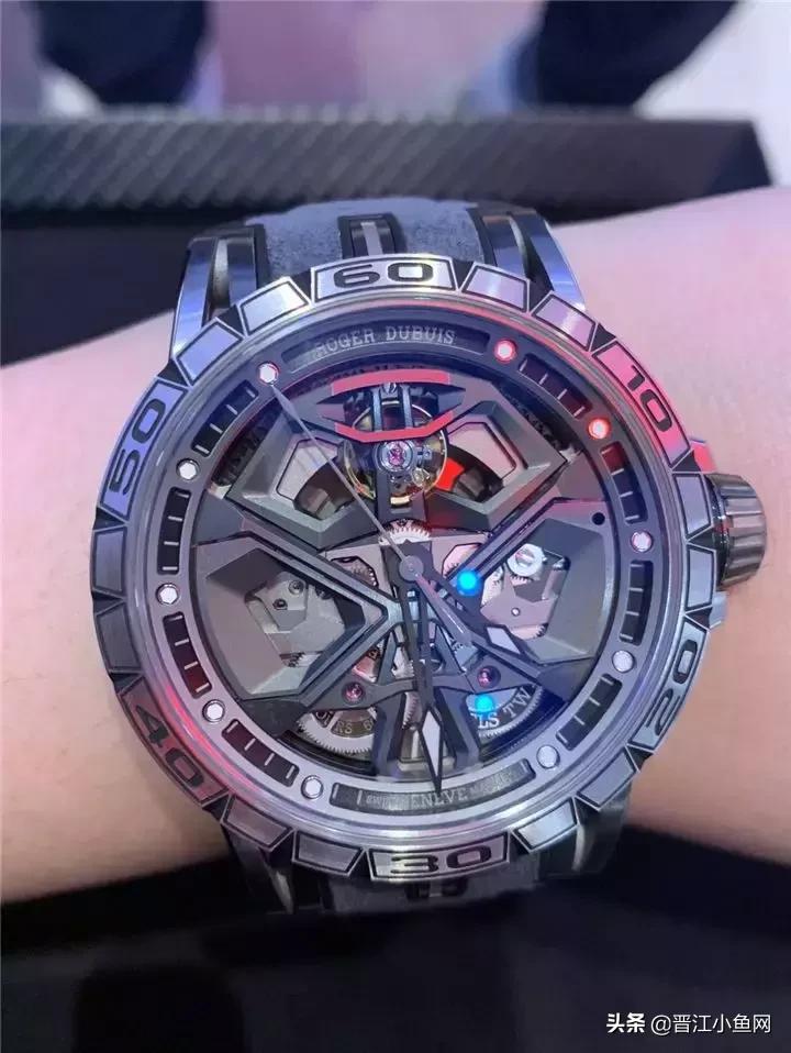 预算一万左右买什么表性价比高,一万块的预算买什么表新表