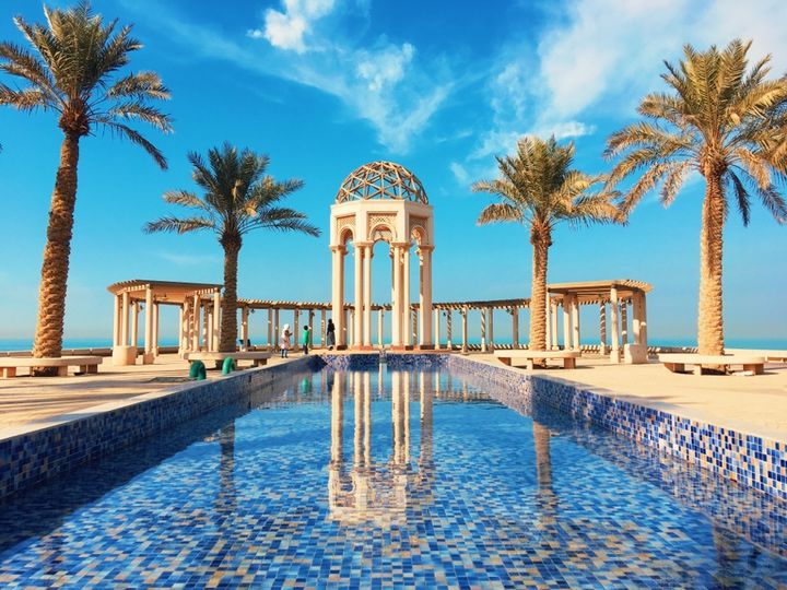 科威特人慷慨大方，首富财产更惊人，Gucci也来这里开高级珠宝店