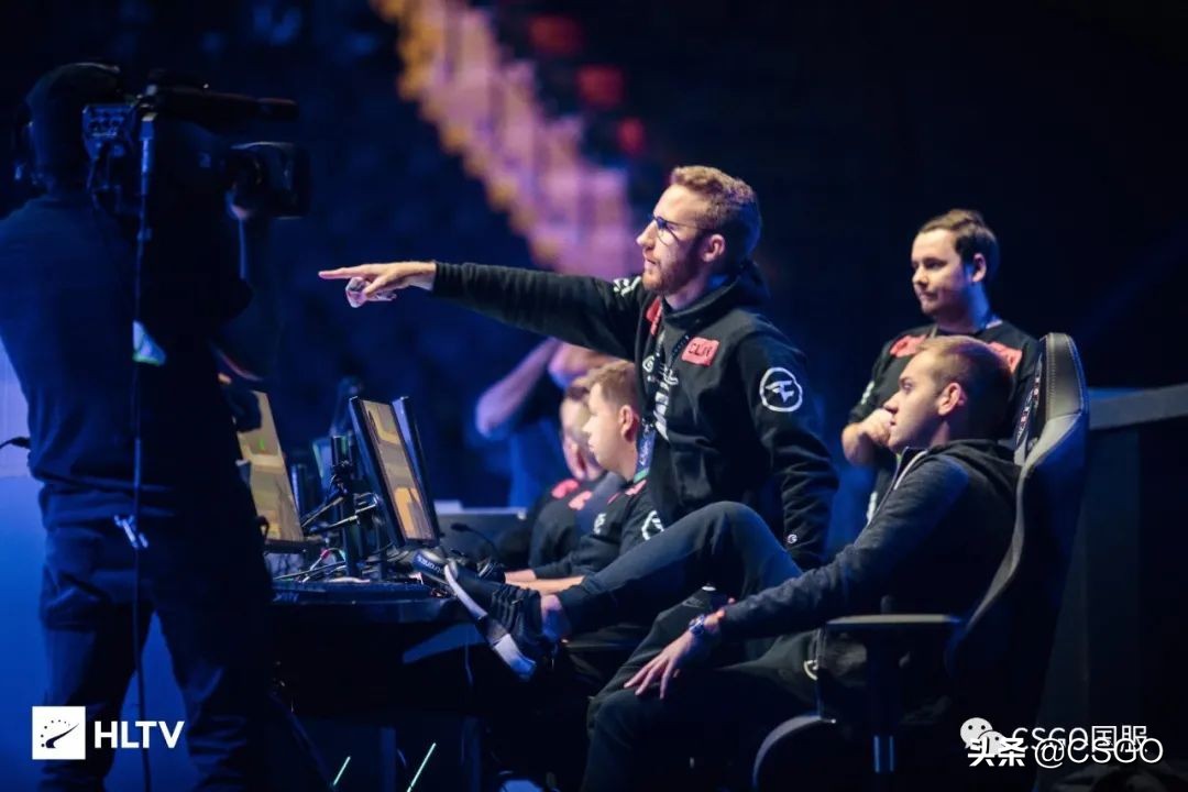 银河战舰vs梦之王朝,银河战舰梦之队