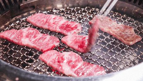 厦门超贵贵贵贵“保姆烤肉”！一口627元！借钱也要来吃……