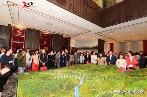 世茂莲花山现状,世茂城市广场新开