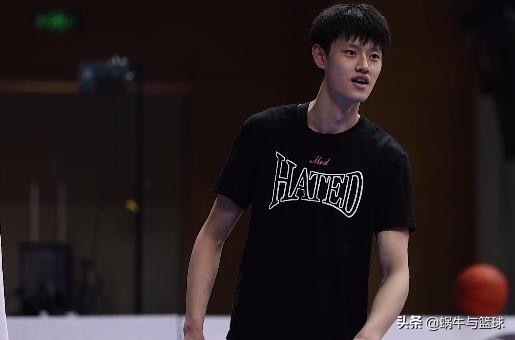 安东尼本内特和奥登,本内特奥登和夸梅布朗