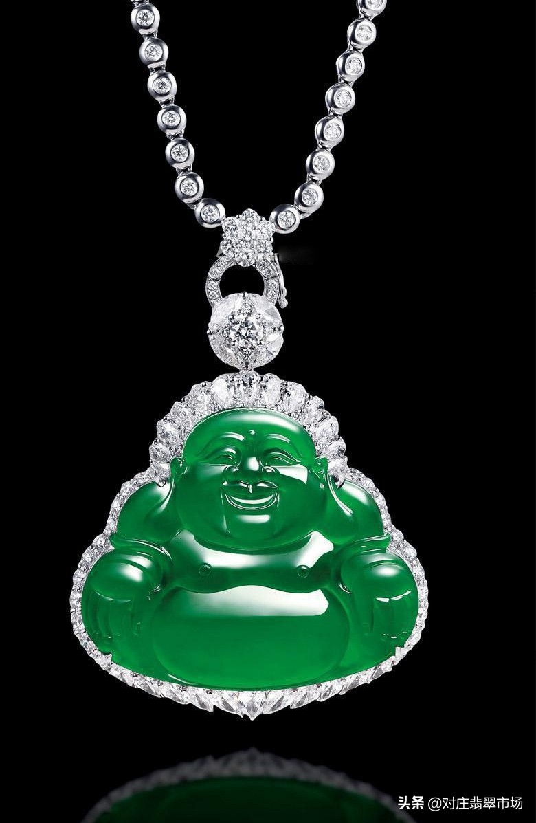 翡翠吊坠拍卖成交记录,顶级翡翠观音吊坠拍卖