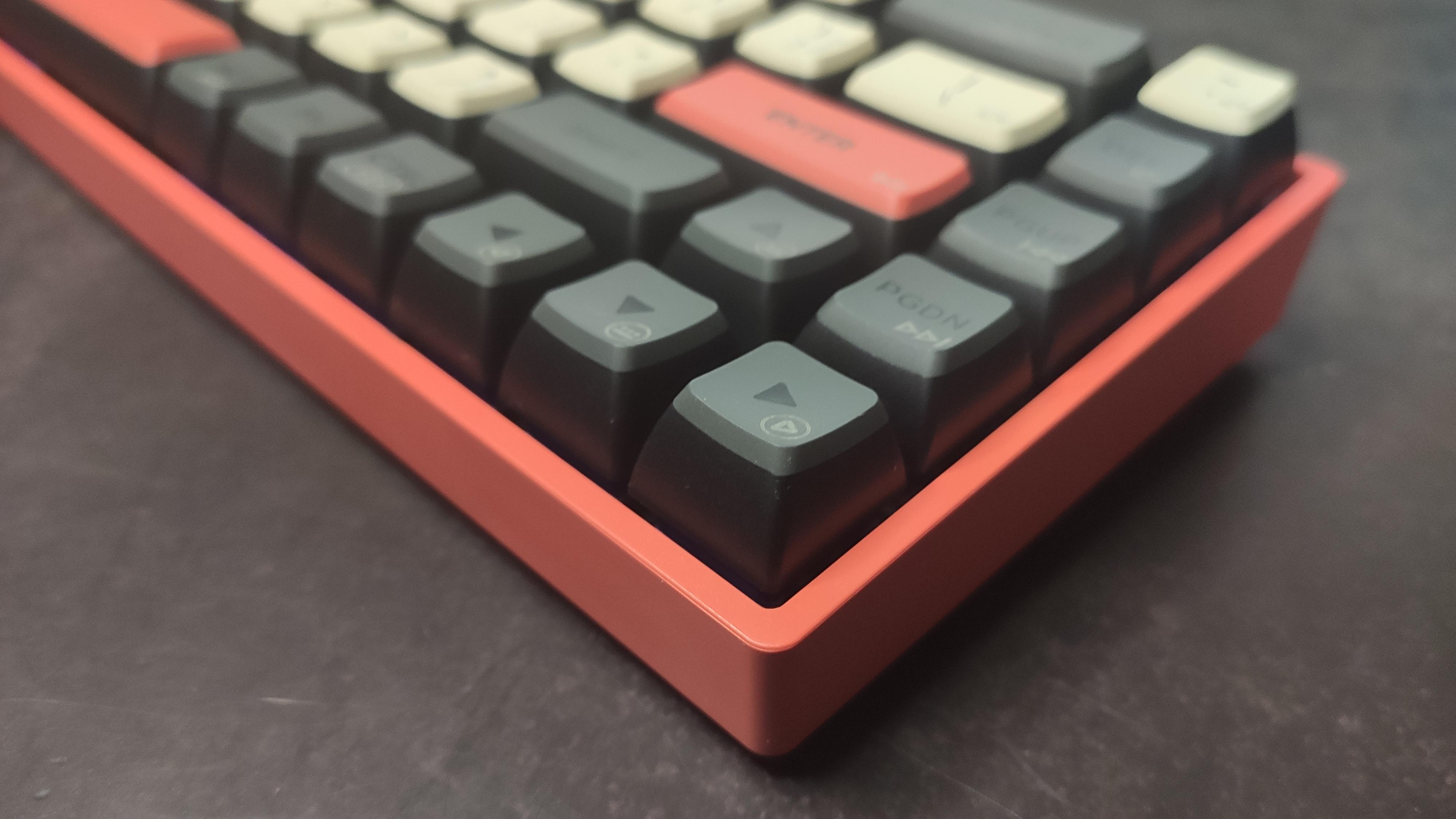 定价飘了？其实是真值！黑峡谷三模68键机械键盘Box初代号评测