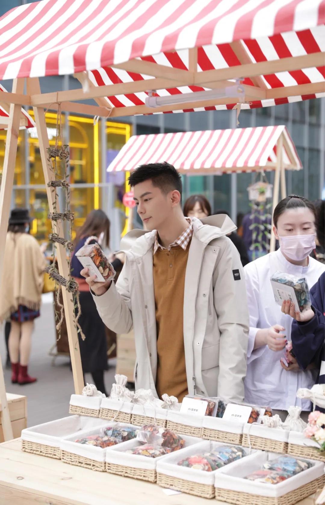 潮人汇聚,徐家汇比较潮的商场