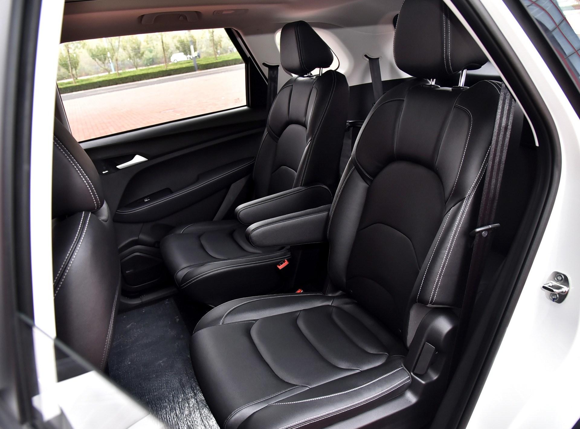 宝骏530六座高配置报价,新款宝骏530来了