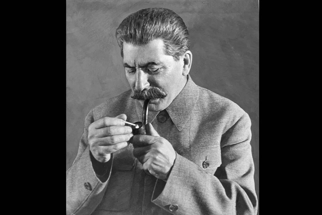 尼古丁与灵感：为什么作家喜欢吸烟？