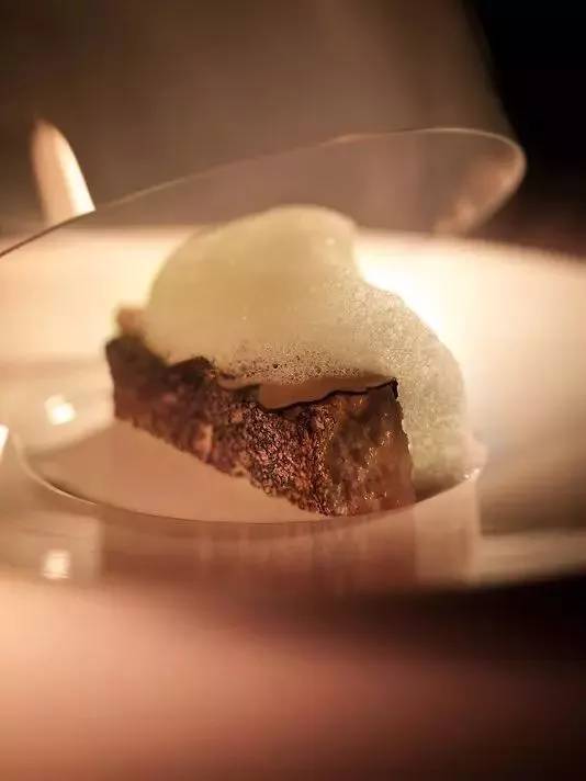 上海最贵餐厅一顿饭,在上海吃最贵的一顿饭多少钱