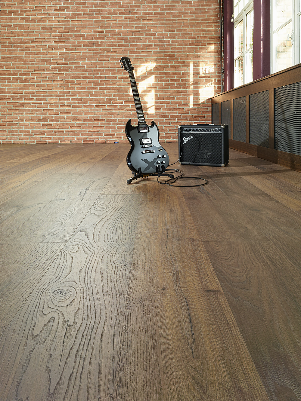 瑞士卢森地板和圣象哪个好,瑞士地板品牌卢森价格