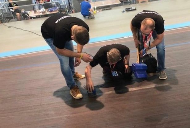 自行车赛事选手被车割伤,骑摩托比赛被木棍刺穿