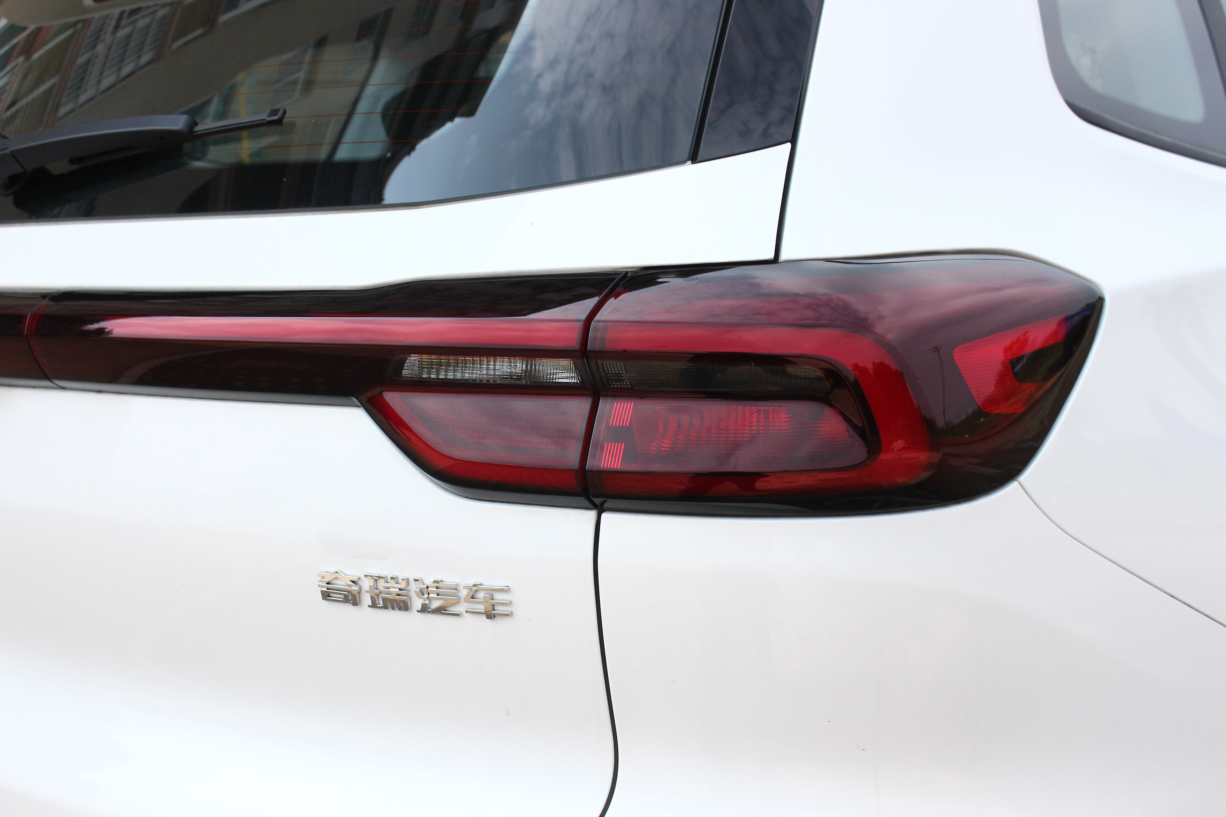 瑞虎8缺点有哪些,瑞虎8空间大吗