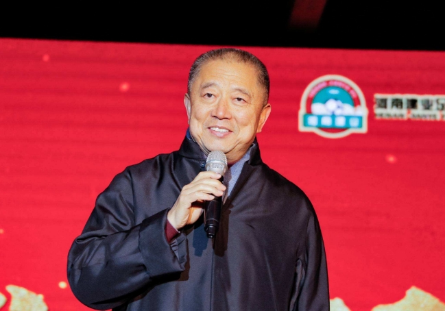 王宝山和贾秀全视频,贾秀全两次执教河南建业