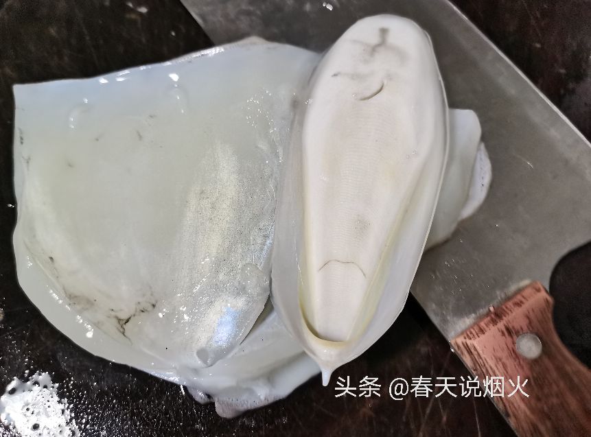墨鱼炒什么菜好吃,墨鱼炒什么菜好吃又简单
