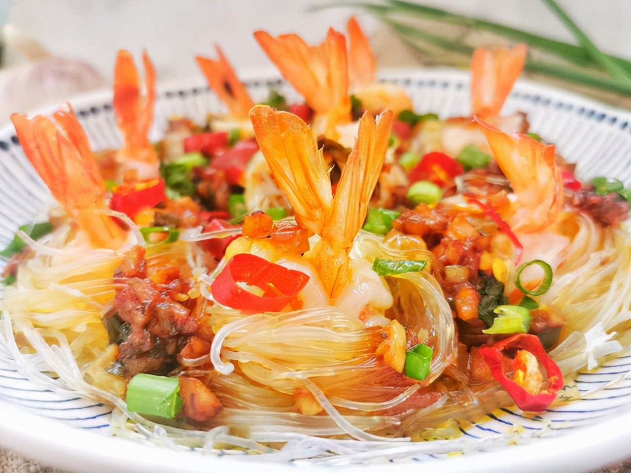 大虾别再水煮了这种做法蒜香浓郁,大虾水煮最好吃的5种做法