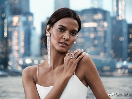 不对称性的珍珠耳环,宋慧乔同款双珠珍珠耳环