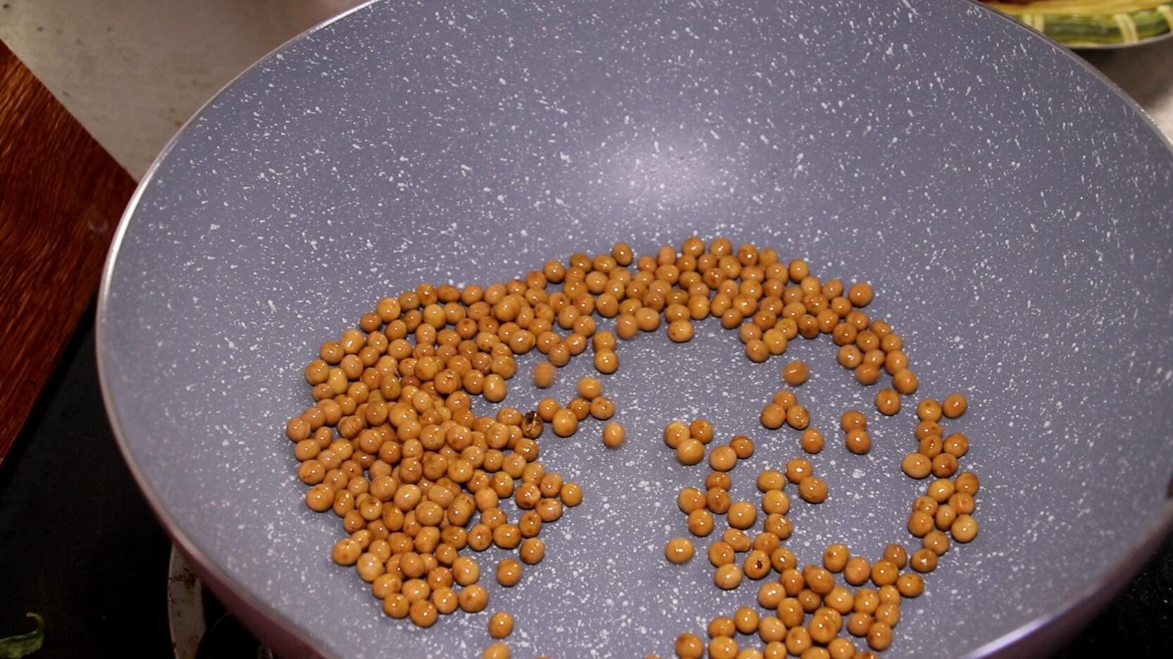 做法简单易学酸辣粉,酸辣粉怎样做的酸酸辣辣的