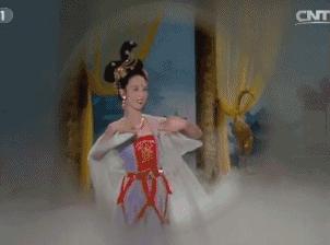 热巴古装舞蹈刘诗诗,热巴刘诗诗红毯展民族风韵