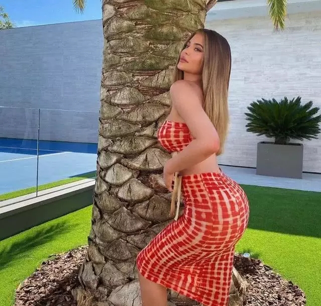 金小妹穿运动服,金小妹现在穿搭