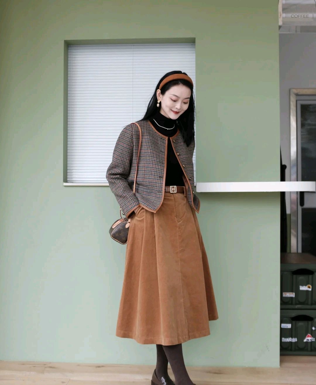 高级感穿搭超爱这个复古风穿搭,高级松弛感复古文艺穿搭