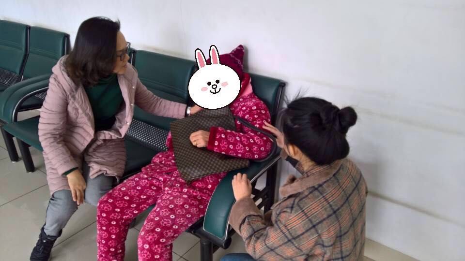 番禺｜身患癌症的六旬老人被“弃”医院，钟村街多部门协力助其回乡