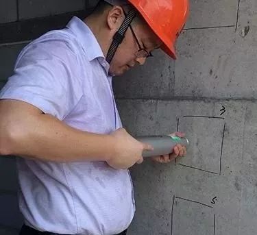 混凝土强度低拆楼对建设单位处罚,停工拆除混凝土强度不达标怎么办