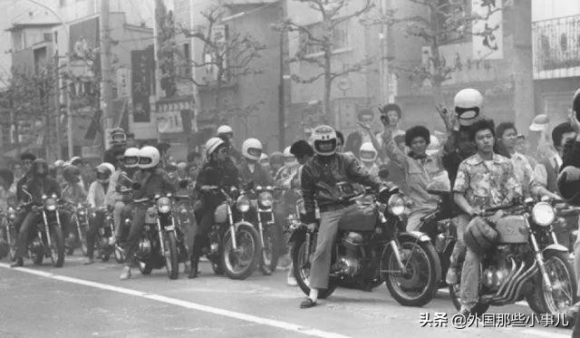 日本黑社会老大年轻的时候,日本黑社会现在的状况