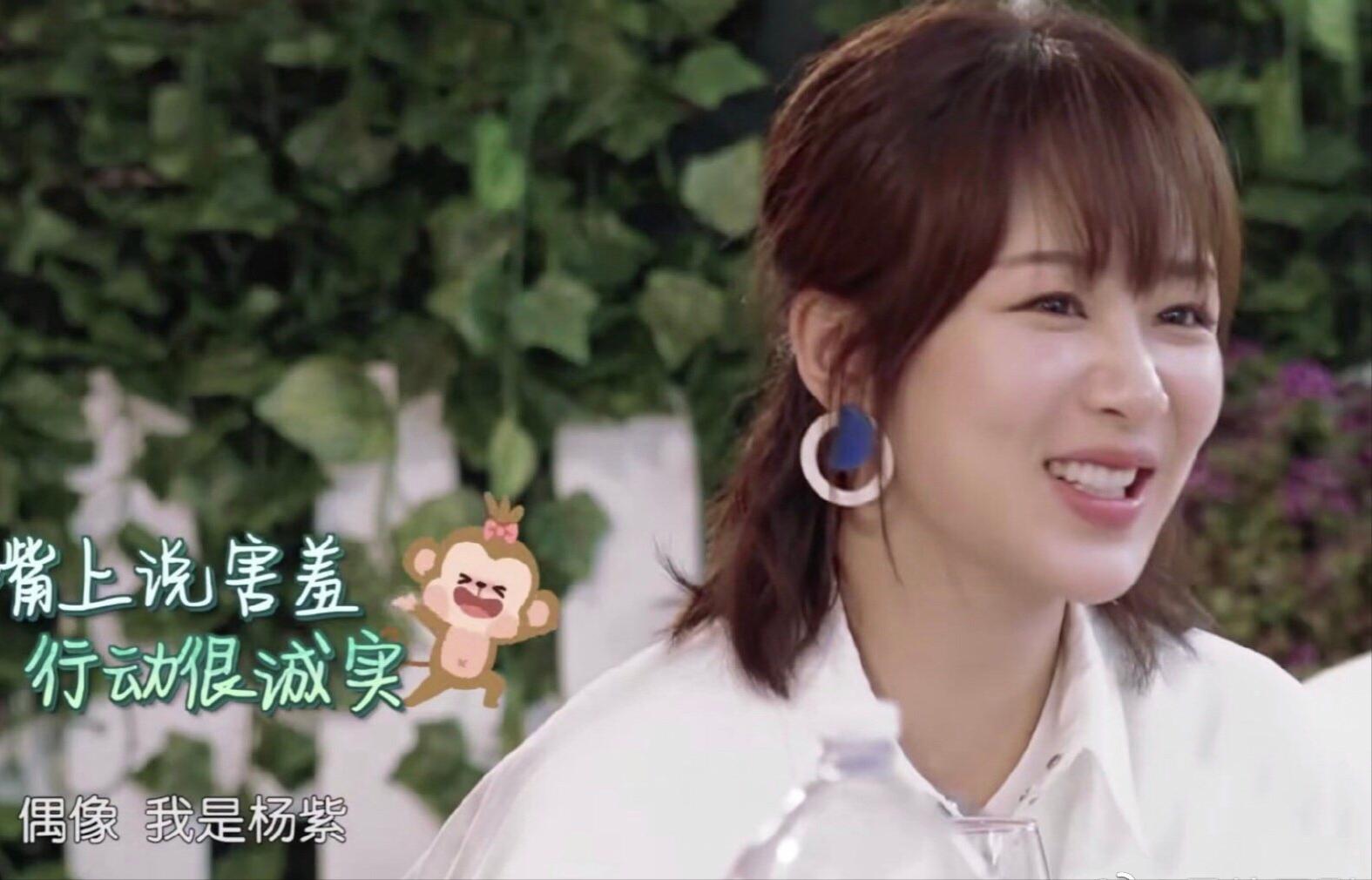 黄晓明狂追赵薇十几年，昨晚却删除赵薇所有内容！他知道什么？