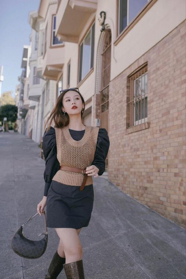 枫叶适合什么颜色的衣服,红叶穿什么颜色衣服好看