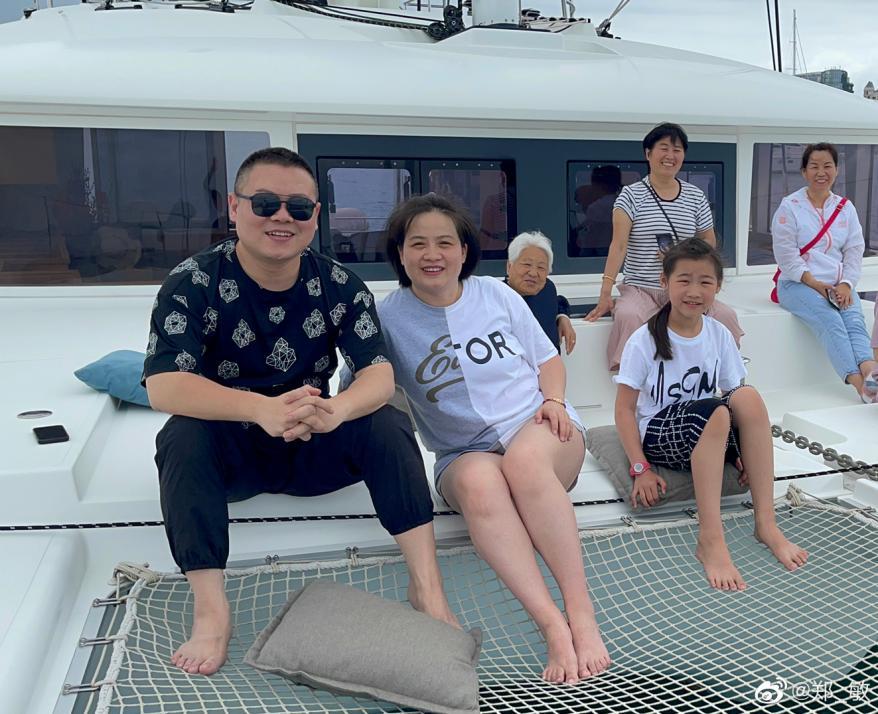 采访李子柒拍摄视频的心酸历程,对李子柒印象最深视频