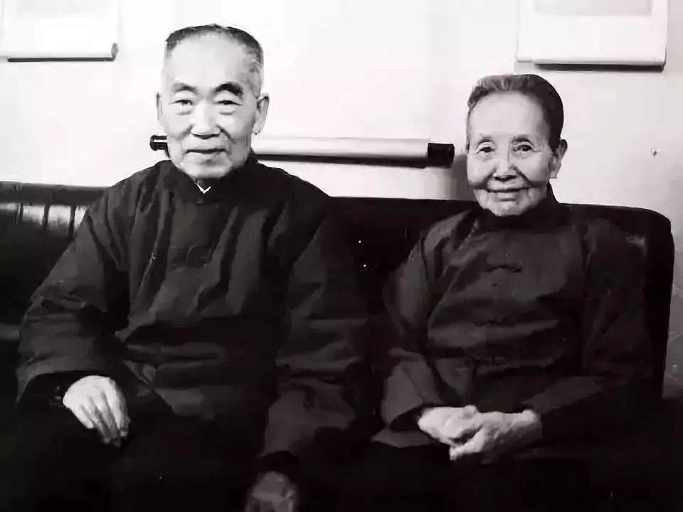 林徽因被冰心暗讽，被鲁迅骂“不纯洁”，为何她本人从不还嘴？